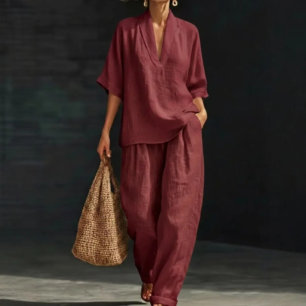 Conjunto Escote V | Blusa + Pantalón Ancho | Elegancia Relajada de Día y de Noche